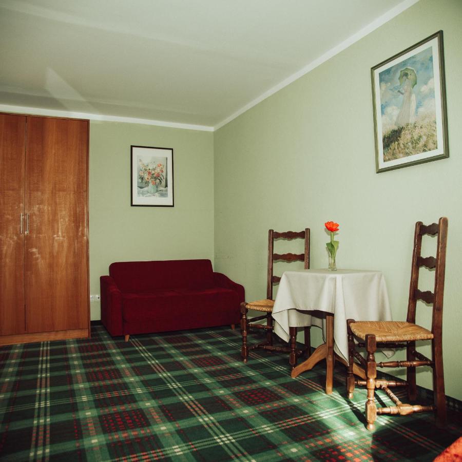 Taujenu Dvaro Sveciu Namai Towiany Dış mekan fotoğraf